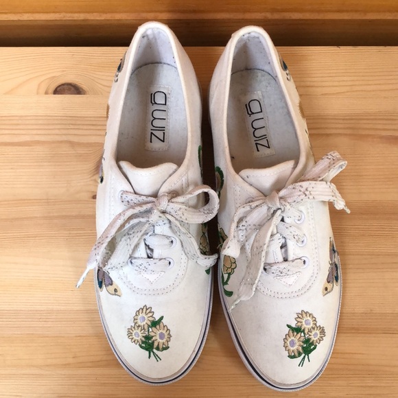 Vintage G.WIZ Lace Up Embroidered Flower Butterflies Flats (KEDS style) 7.5 - Picture 9 of 13